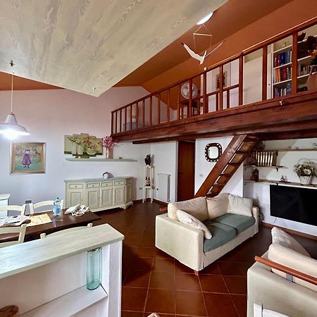 Amazing House 10 Min By Car From The Beach 올비아 외부 사진