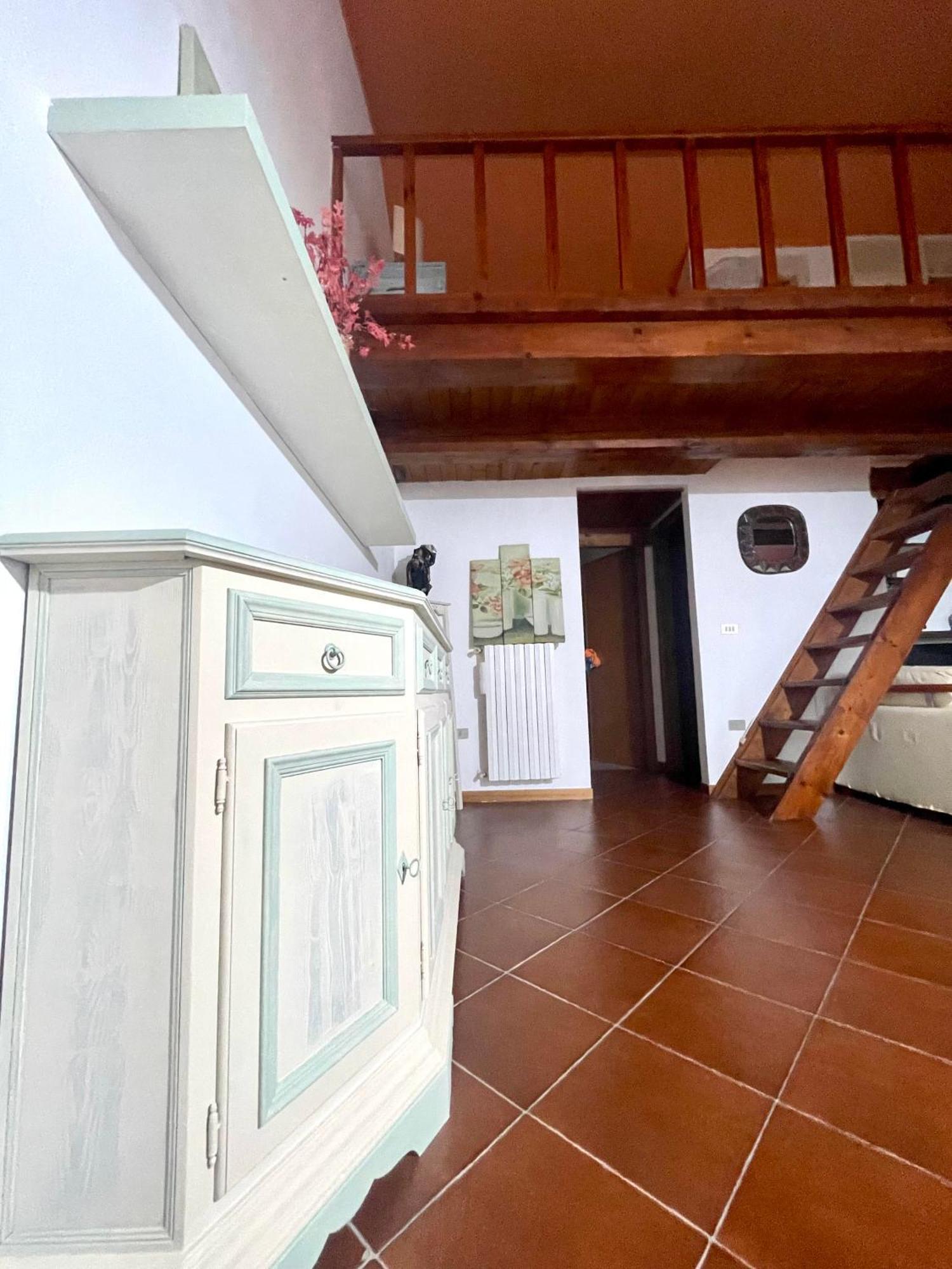 Amazing House 10 Min By Car From The Beach 올비아 외부 사진
