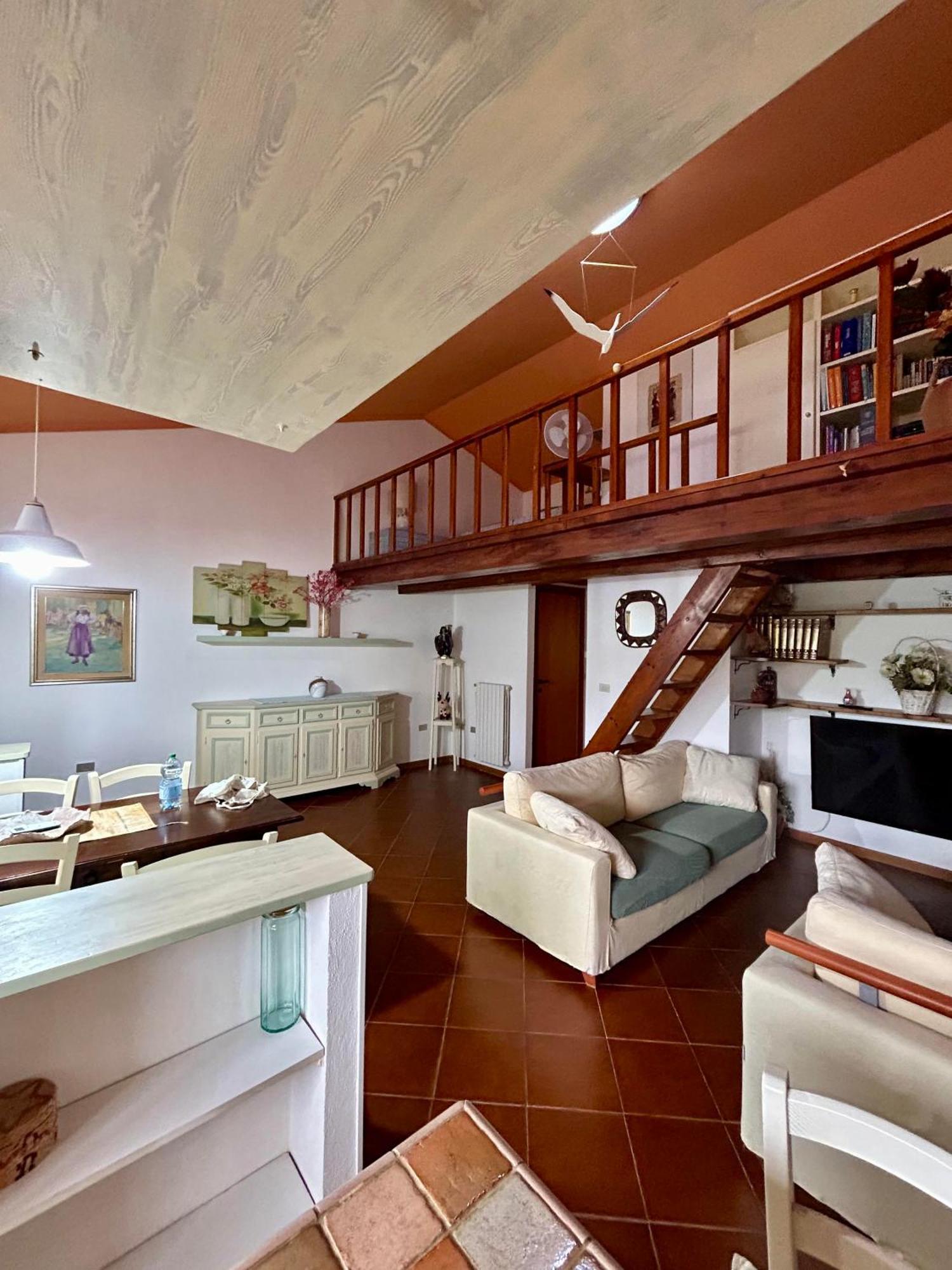 Amazing House 10 Min By Car From The Beach 올비아 외부 사진