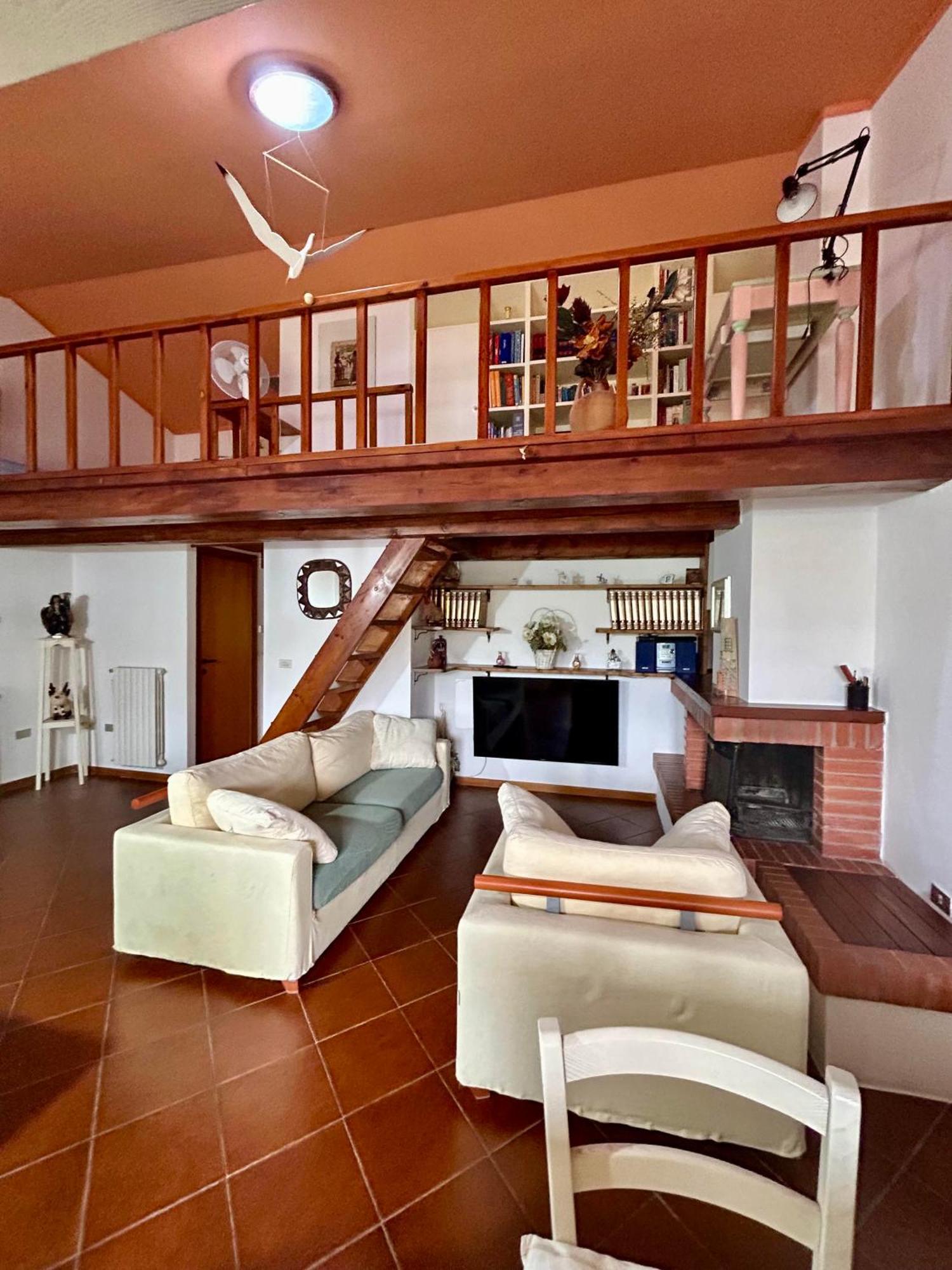 Amazing House 10 Min By Car From The Beach 올비아 외부 사진